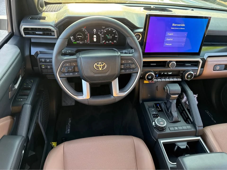2026 Toyota 4Runner 6th Gen - Image 9 of 13