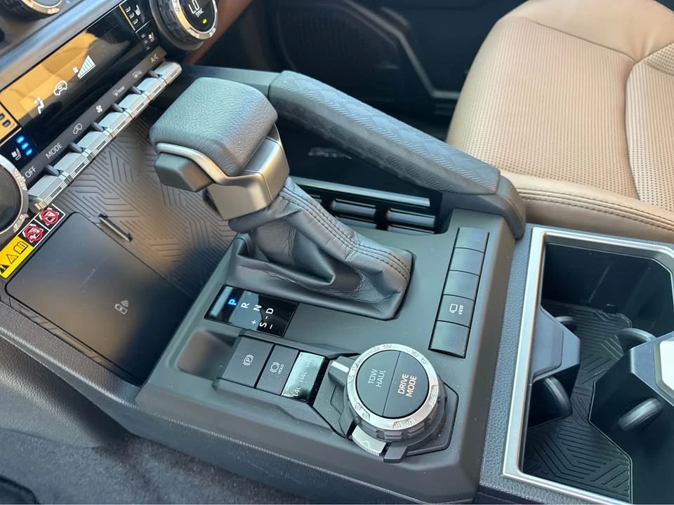 2026 Toyota 4Runner 6th Gen - Image 10 of 13