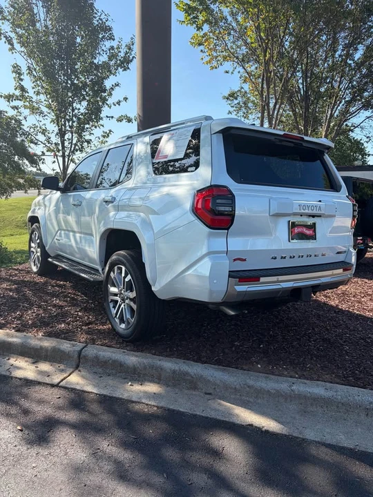 2026 Toyota 4Runner 6th Gen - Image 4 of 6