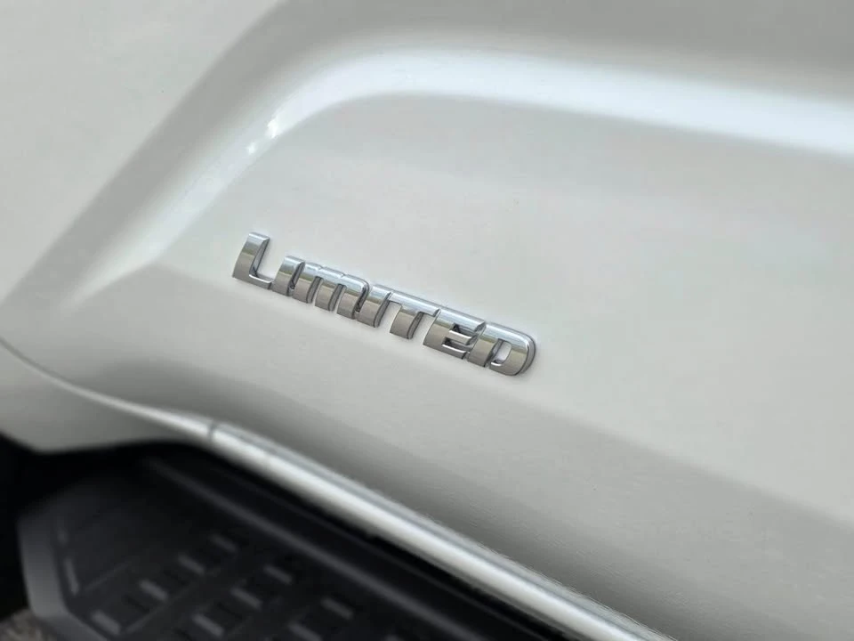 2026 Toyota 4Runner 6th Gen - Image 6 of 14