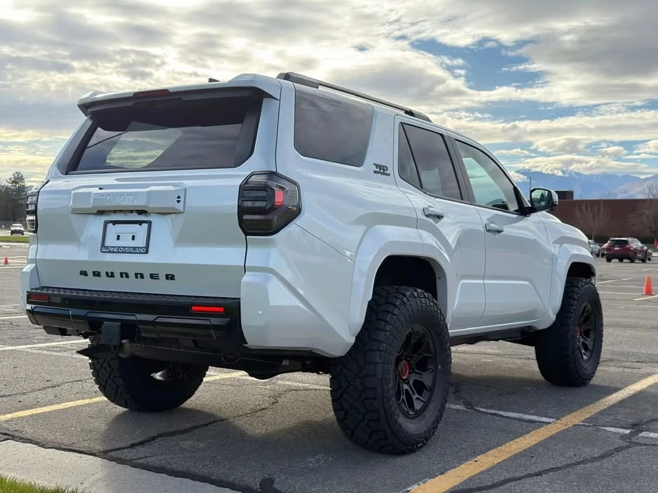 2026 Toyota 4Runner 6th Gen - Image 7 of 12
