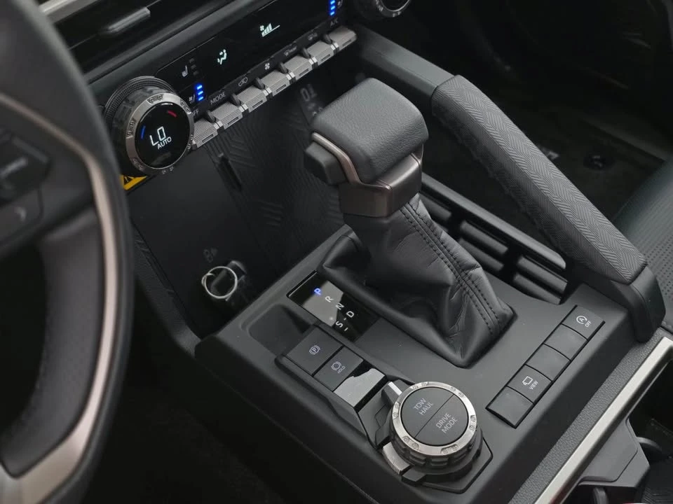 2026 Toyota 4Runner 6th Gen - Image 11 of 14