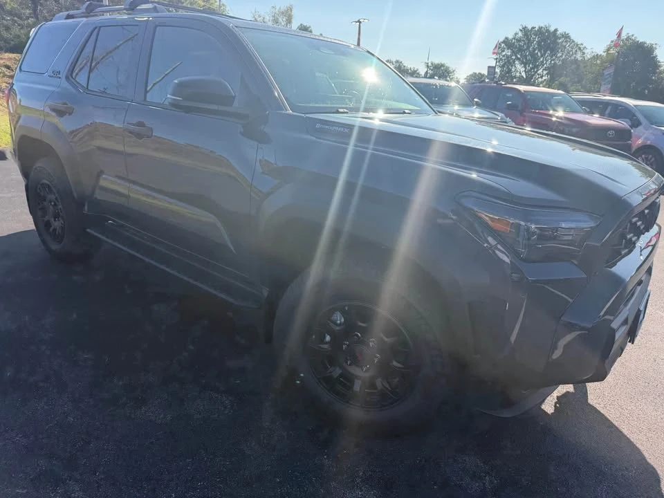 2026 Toyota 4Runner 6th Gen - Image 7 of 14