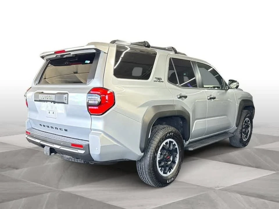 2026 Toyota 4Runner 6th Gen - Image 8 of 10
