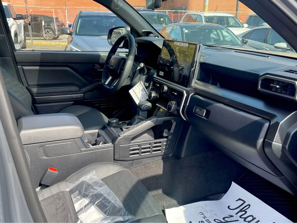 2026 Toyota 4Runner 6th Gen - Image 7 of 10
