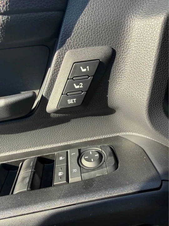 2026 Toyota 4Runner 6th Gen - Image 13 of 14
