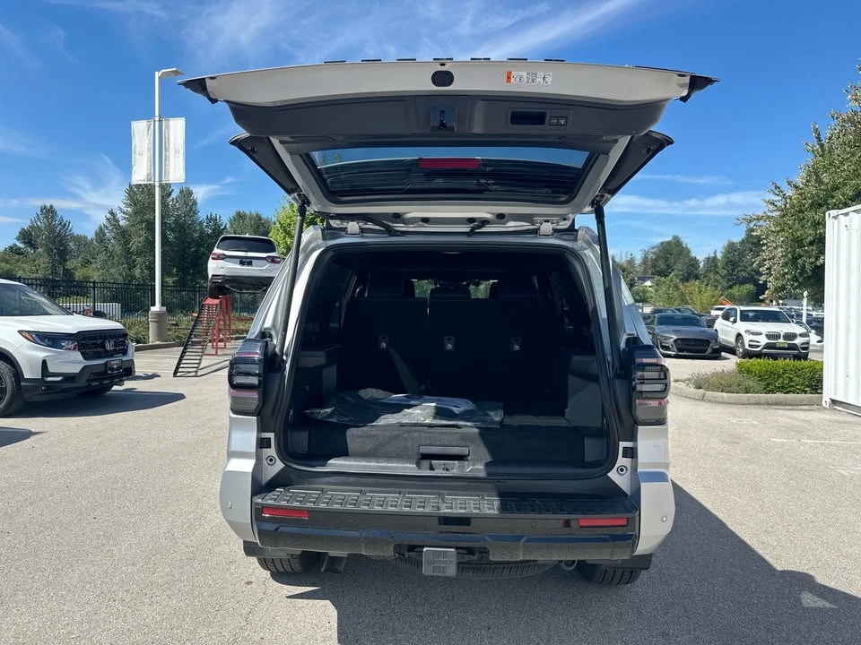 2026 Toyota 4Runner 6th Gen - Image 16 of 19