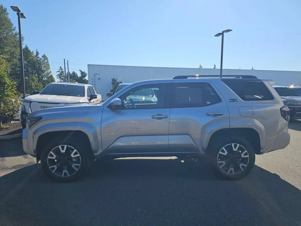 2026 Toyota 4Runner 6th Gen - Image 4 of 16