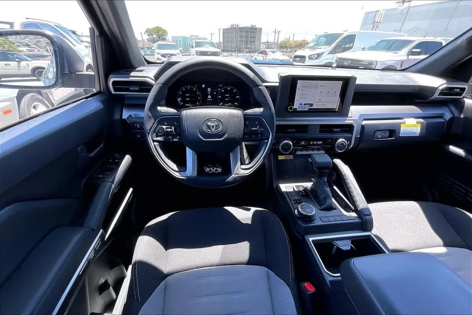 2026 Toyota 4Runner 6th Gen - Image 12 of 20