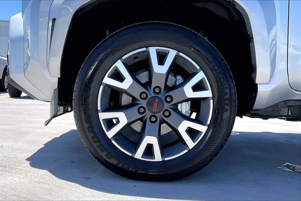 2026 Toyota 4Runner 6th Gen - Image 6 of 20