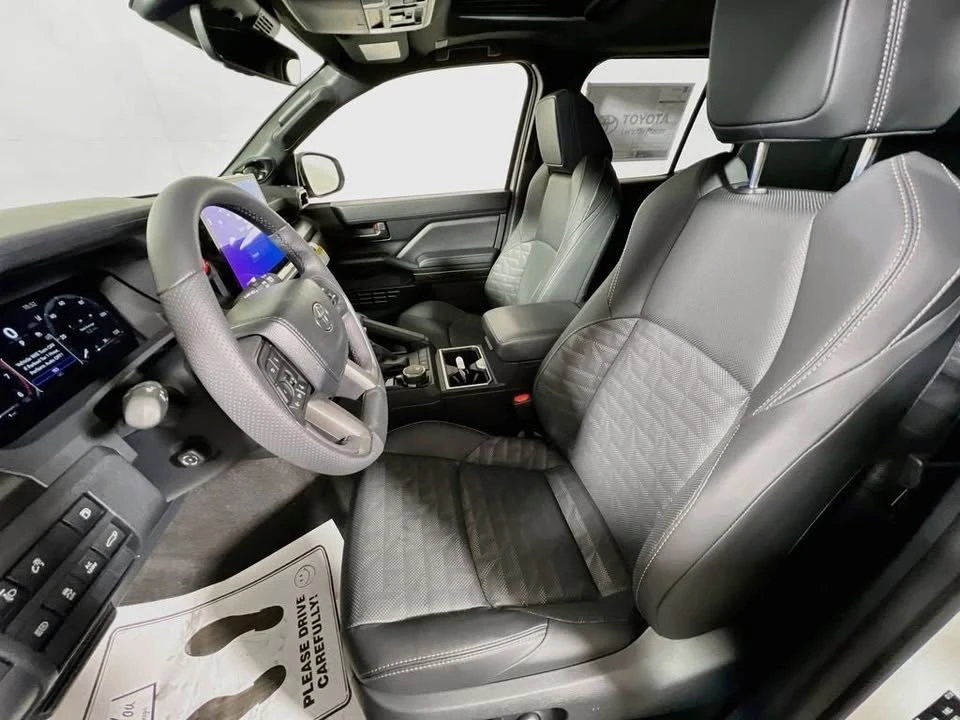 2026 Toyota 4Runner 6th Gen - Image 16 of 19