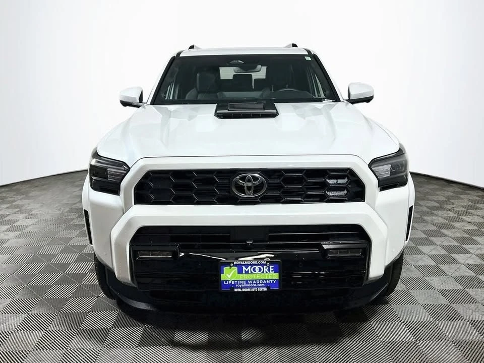 2026 Toyota 4Runner 6th Gen - Image 2 of 19