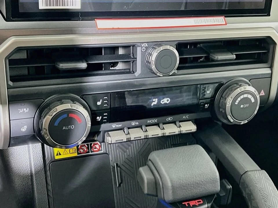 2026 Toyota 4Runner 6th Gen - Image 13 of 19