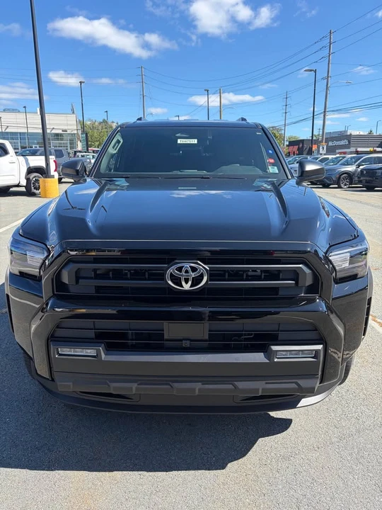 2026 Toyota 4Runner 6th Gen - Image 2 of 11