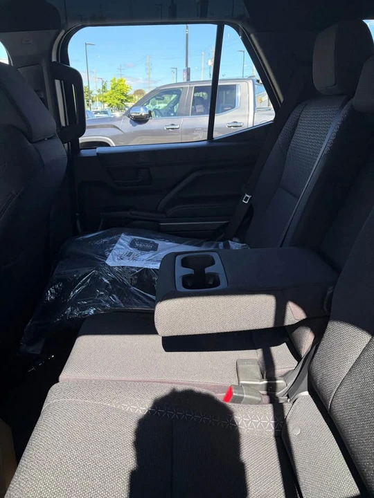 2026 Toyota 4Runner 6th Gen - Image 5 of 11