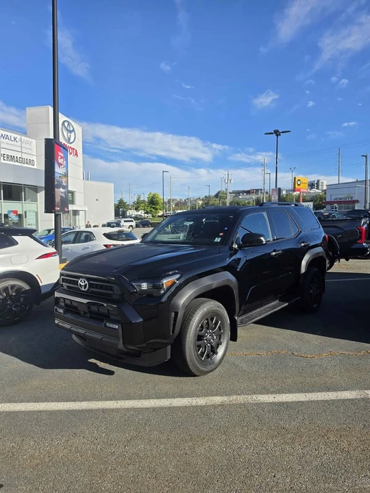 2026 Toyota 4Runner 6th Gen - Image 2 of 8