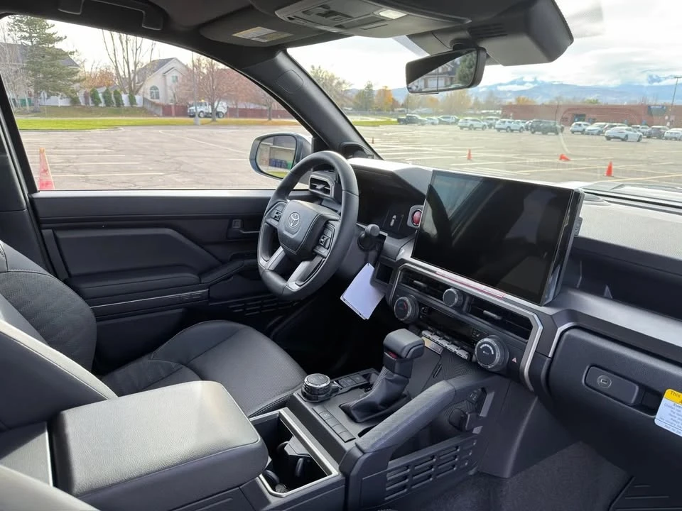 2026 Toyota 4Runner 6th Gen - Image 9 of 12