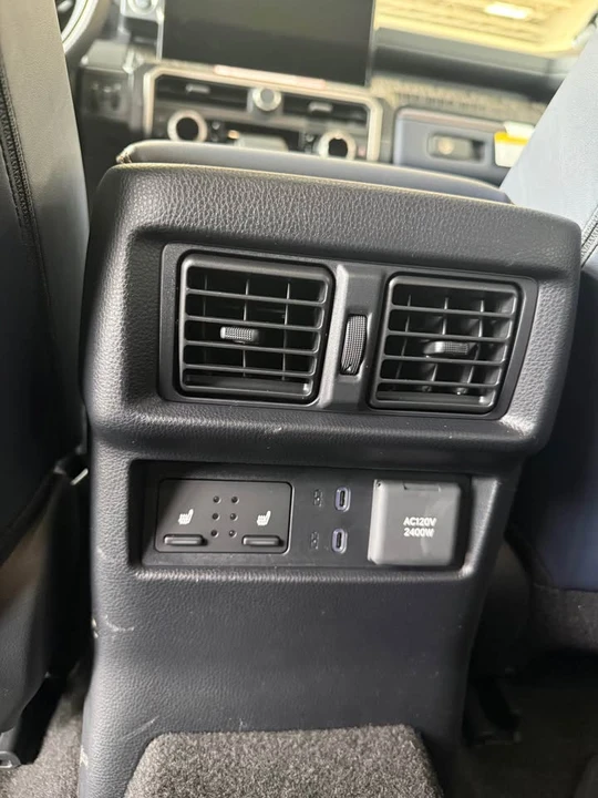 2026 Toyota 4Runner 6th Gen - Image 7 of 10
