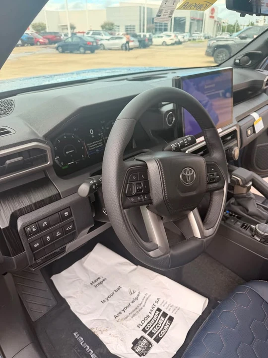 2026 Toyota 4Runner 6th Gen - Image 3 of 9