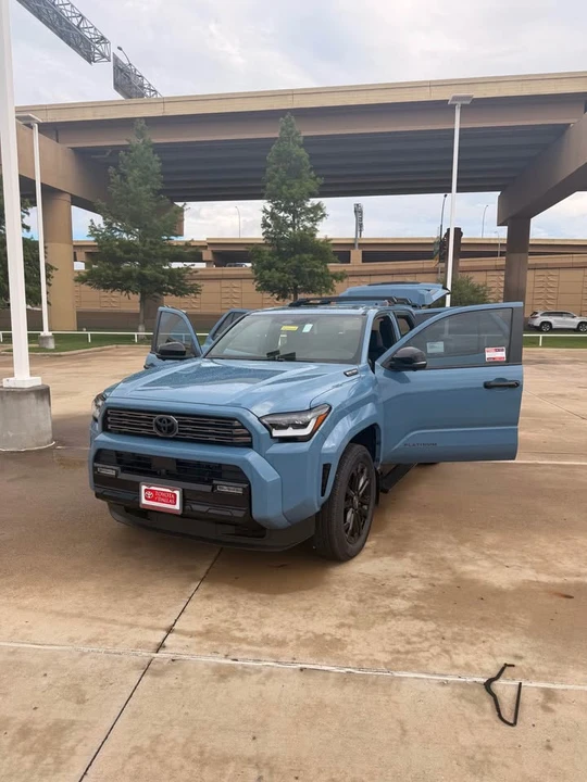 2026 Toyota 4Runner 6th Gen - Image 5 of 9