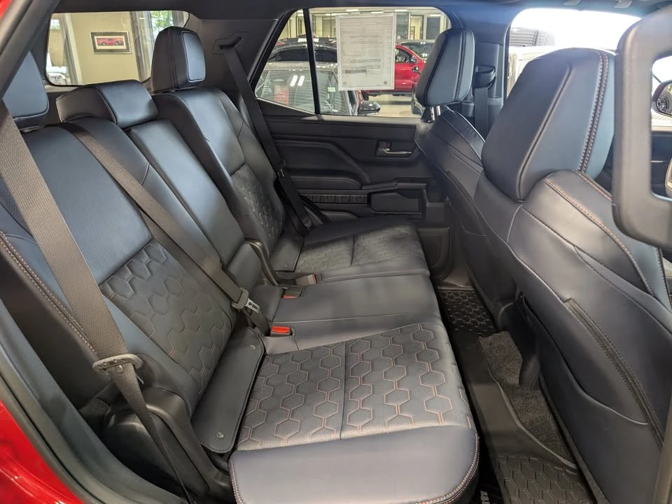 2026 Toyota 4Runner 6th Gen - Image 5 of 7
