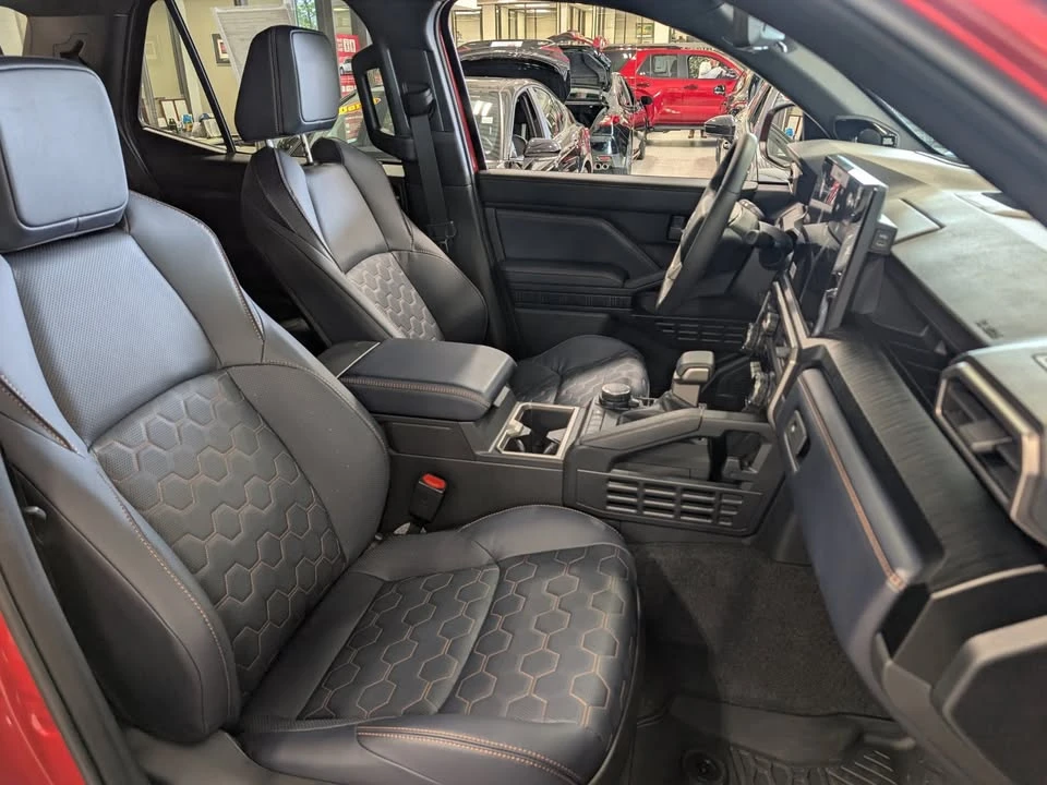 2026 Toyota 4Runner 6th Gen - Image 4 of 7