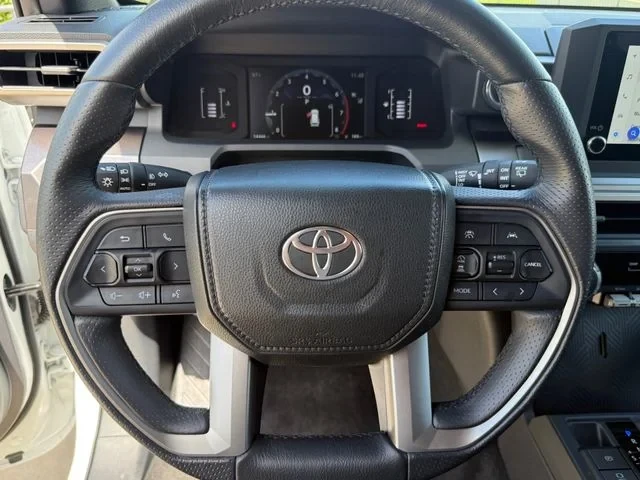 2026 Toyota 4Runner 6th Gen - Image 14 of 19