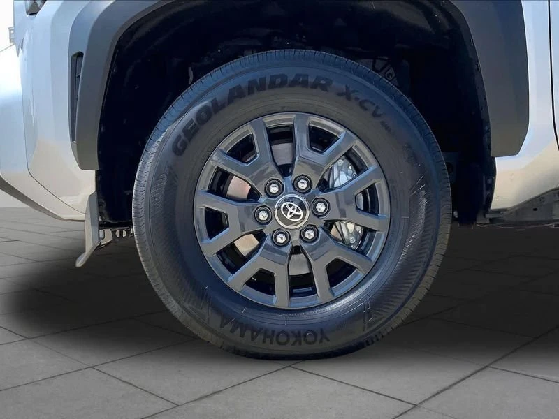 2026 Toyota 4Runner 6th Gen - Image 8 of 18