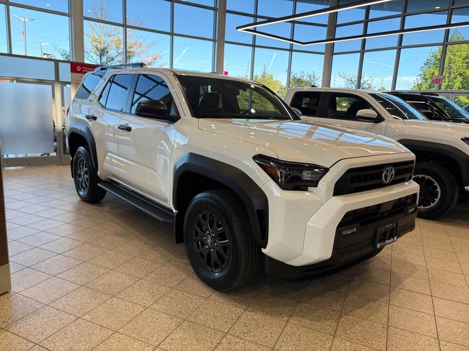 2026 Toyota 4Runner 6th Gen - Image 2 of 9