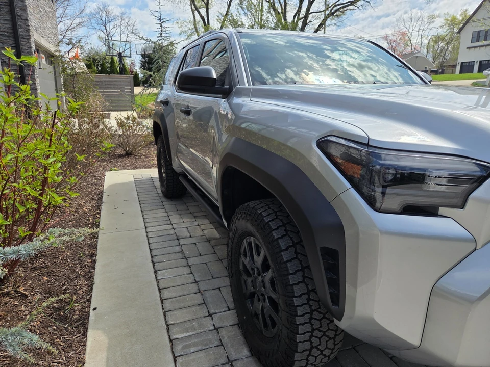 2026 Toyota 4Runner 6th Gen - Image 10 of 21