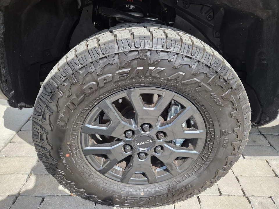 2026 Toyota 4Runner 6th Gen - Image 8 of 21