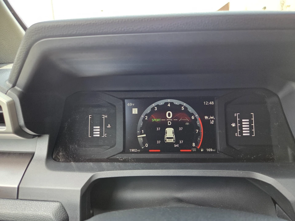 2026 Toyota 4Runner 6th Gen - Image 16 of 21