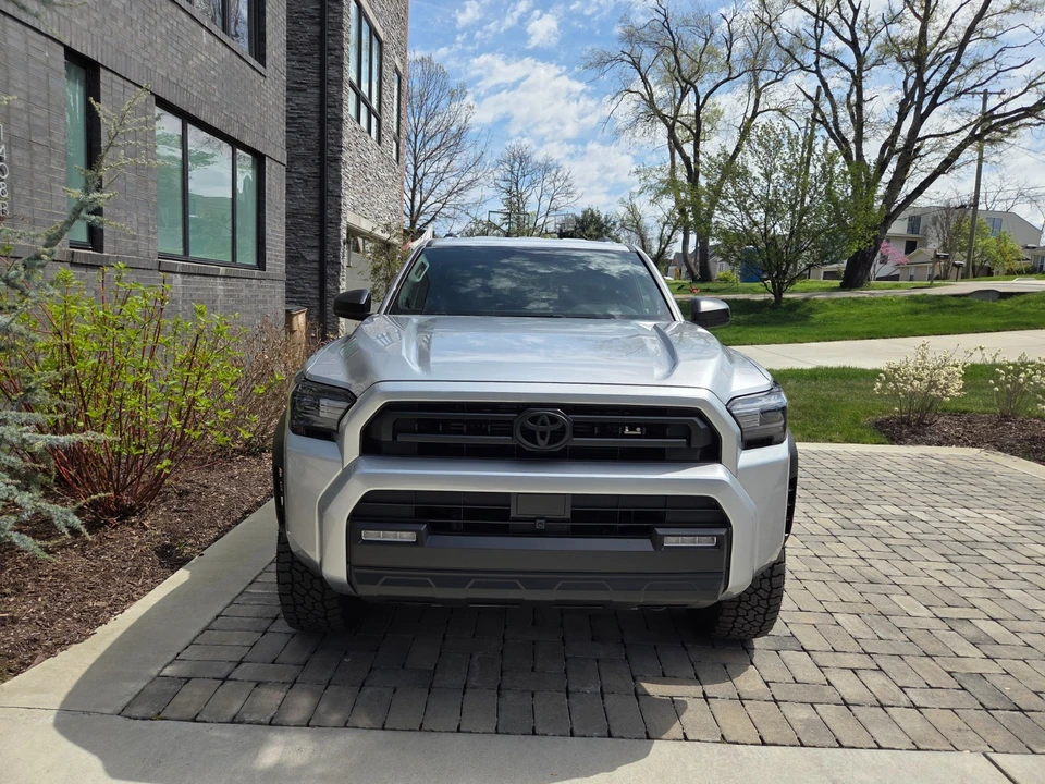 2026 Toyota 4Runner 6th Gen - Image 9 of 21