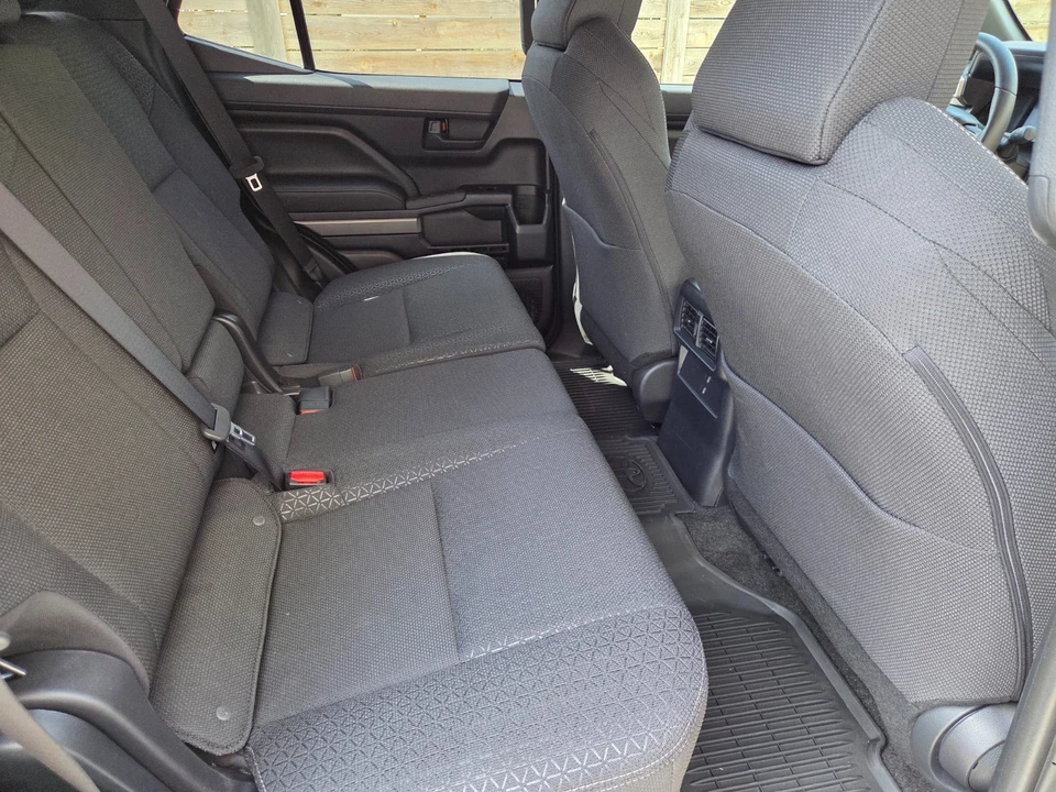 2026 Toyota 4Runner 6th Gen - Image 18 of 21