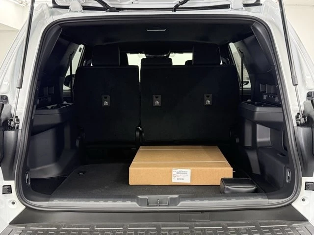 2026 Toyota 4Runner 6th Gen - Image 11 of 12