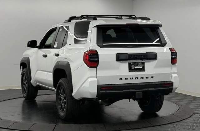 2026 Toyota 4Runner 6th Gen - Image 10 of 12