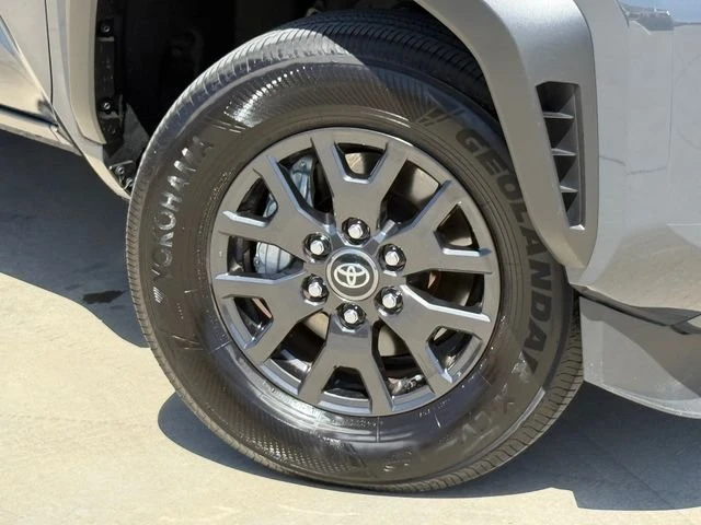 2026 Toyota 4Runner 6th Gen - Image 2 of 20