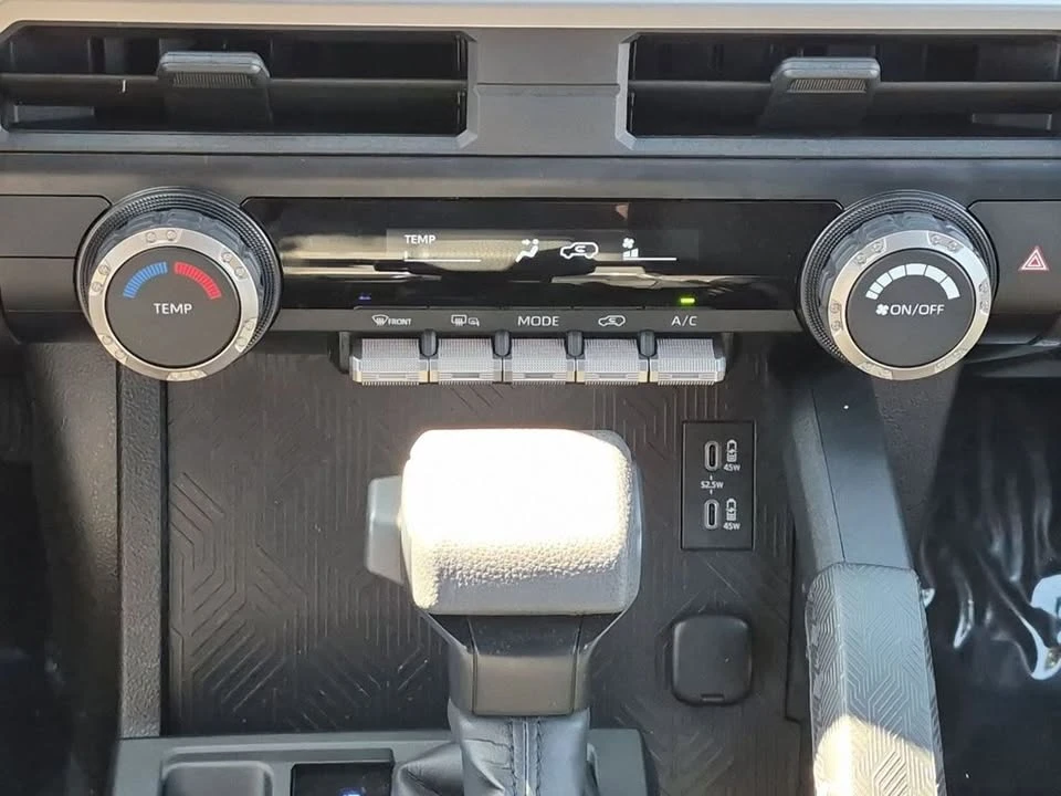 2026 Toyota 4Runner 6th Gen - Image 15 of 20