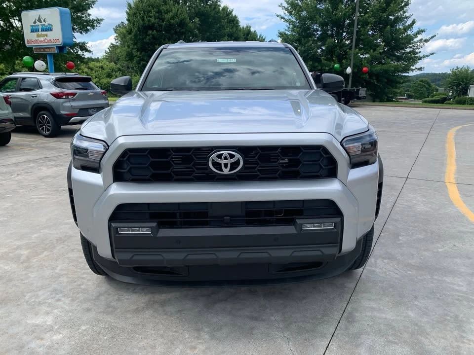 2026 Toyota 4Runner 6th Gen - Image 4 of 20