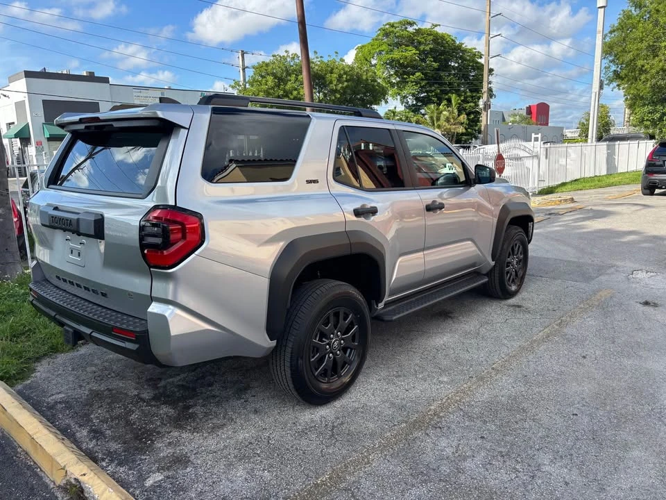 2026 Toyota 4Runner 6th Gen - Image 5 of 10