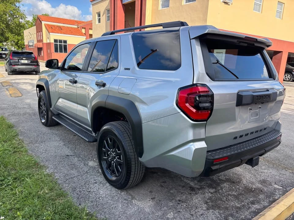 2026 Toyota 4Runner 6th Gen - Image 4 of 10