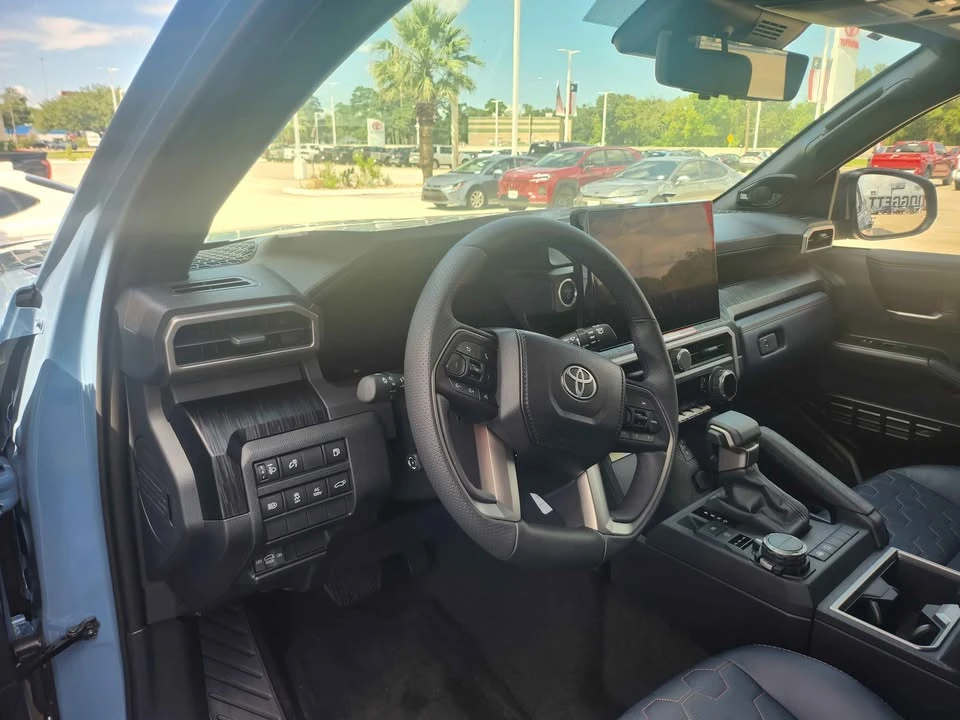 2026 Toyota 4Runner 6th Gen - Image 4 of 7