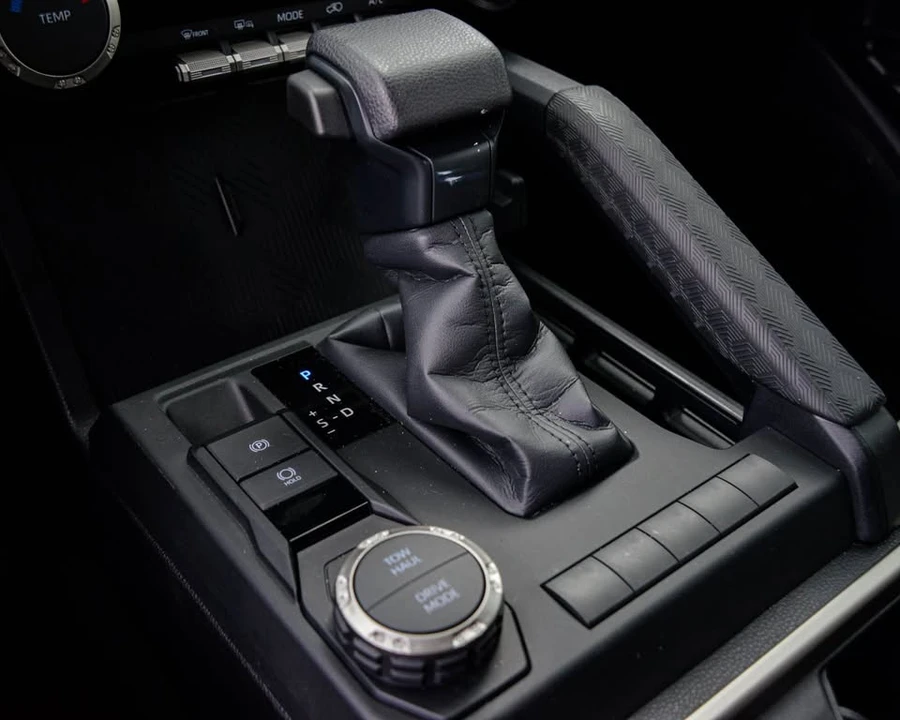 2026 Toyota 4Runner 6th Gen - Image 16 of 20