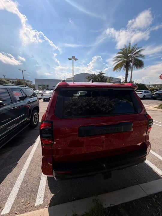 2026 Toyota 4Runner 6th Gen - Image 5 of 5