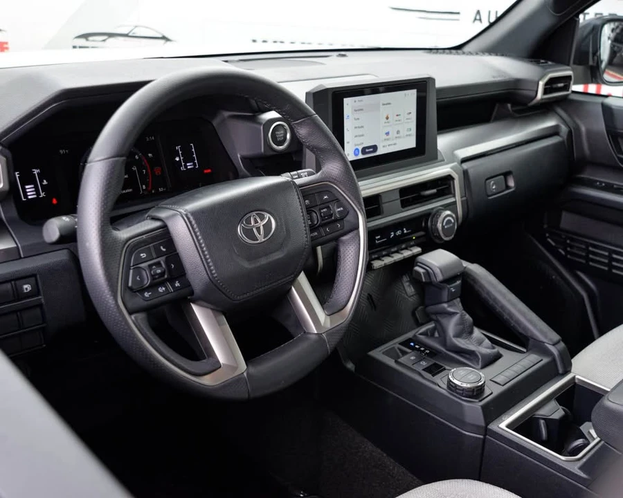 2026 Toyota 4Runner 6th Gen - Image 11 of 20