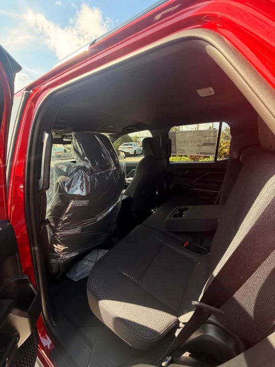 2026 Toyota 4Runner 6th Gen - Image 4 of 5