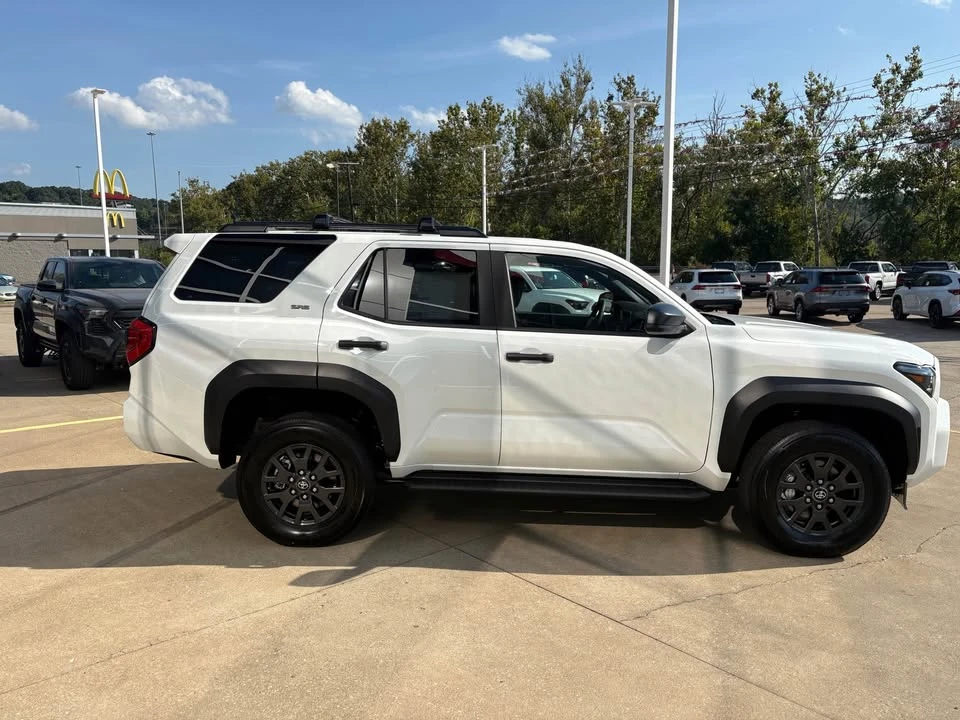 2026 Toyota 4Runner 6th Gen - Image 4 of 5