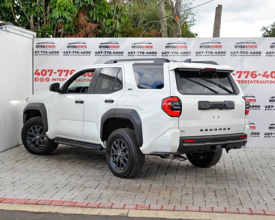 2026 Toyota 4Runner 6th Gen - Image 4 of 20