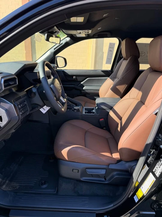 2026 Toyota 4Runner 6th Gen - Image 8 of 10
