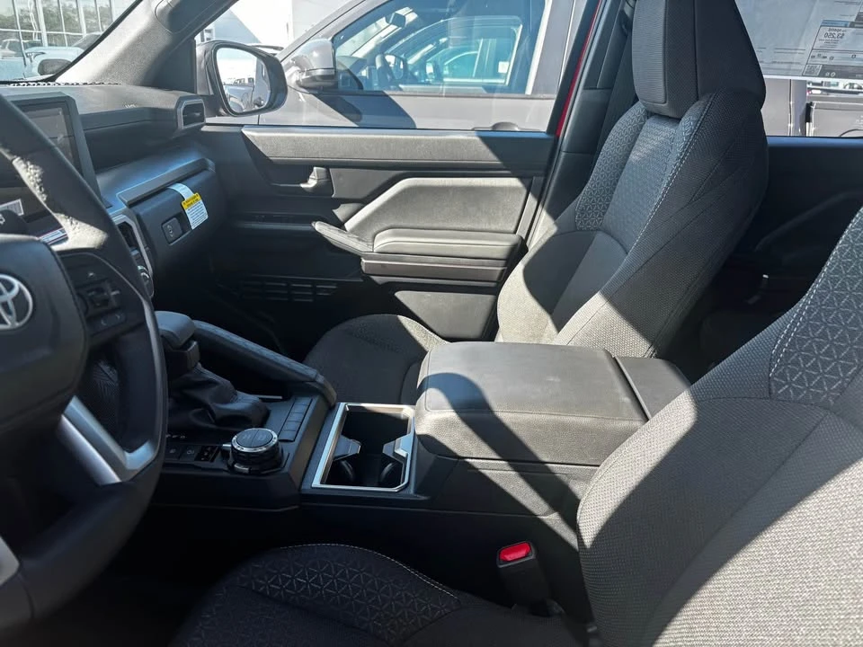 2026 Toyota 4Runner 6th Gen - Image 7 of 10